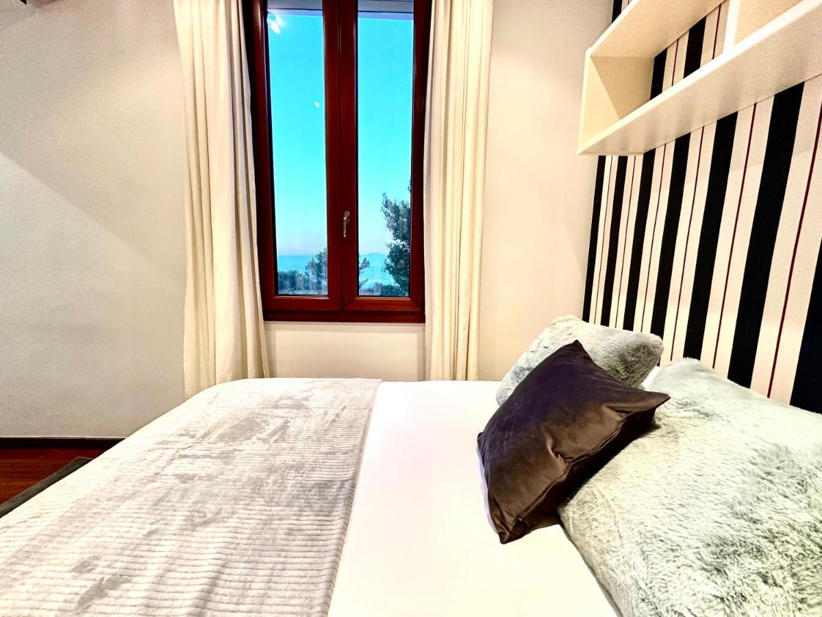 Aya House Hotel Barcelona Exterior photo