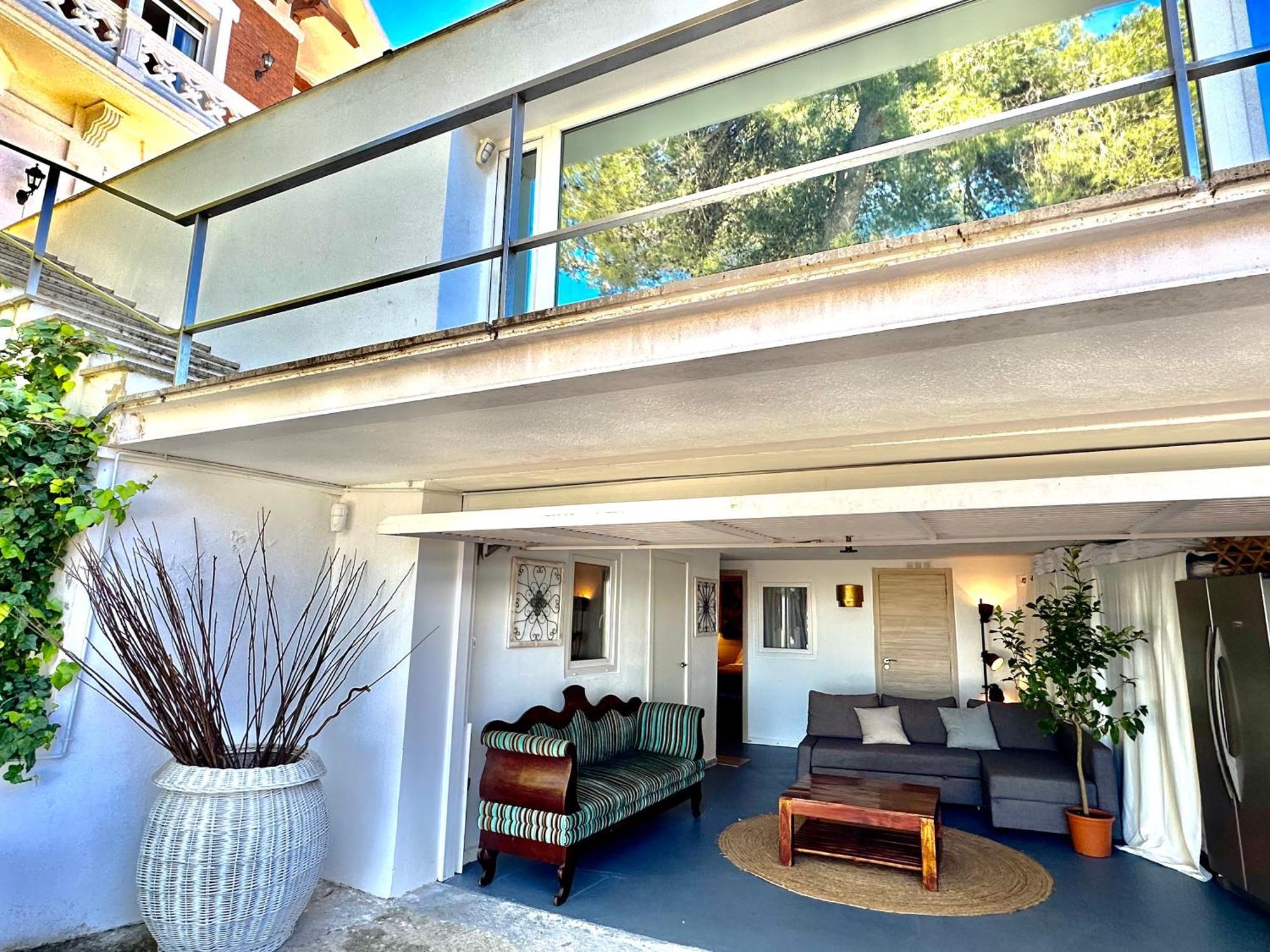 Aya House Hotel Barcelona Exterior photo